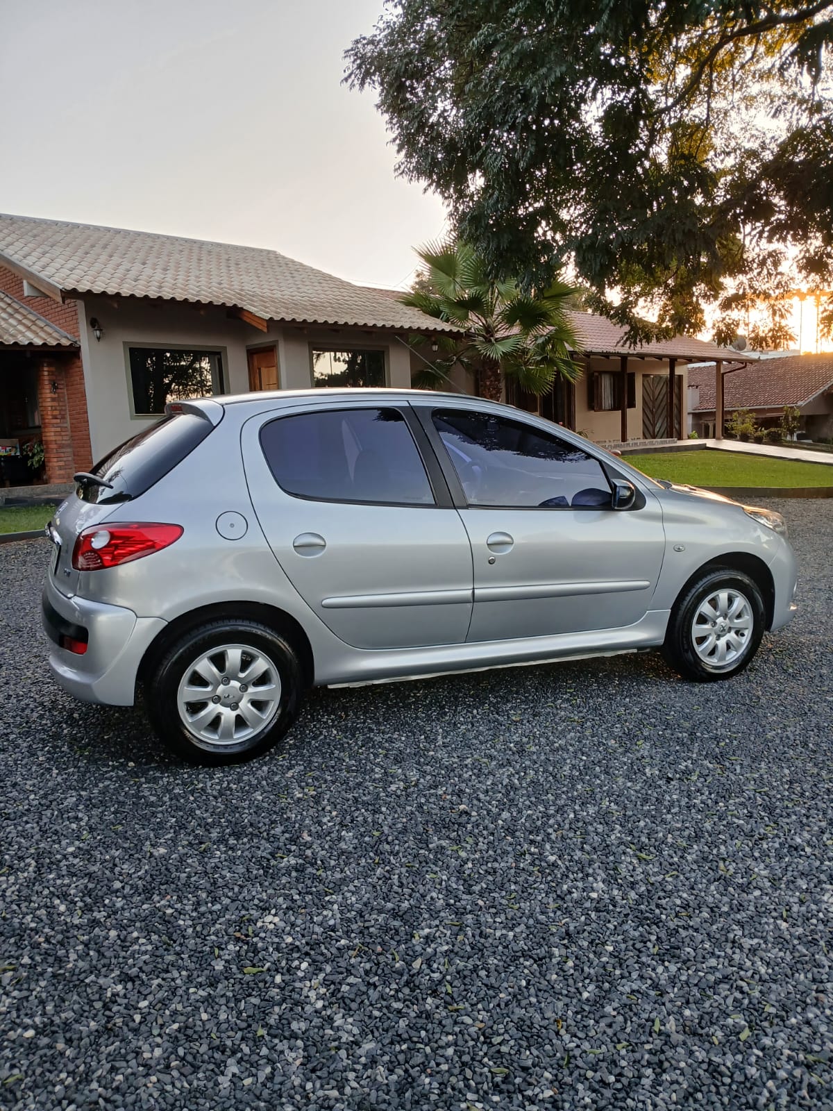 Peugeot 1.4 Completo 2010