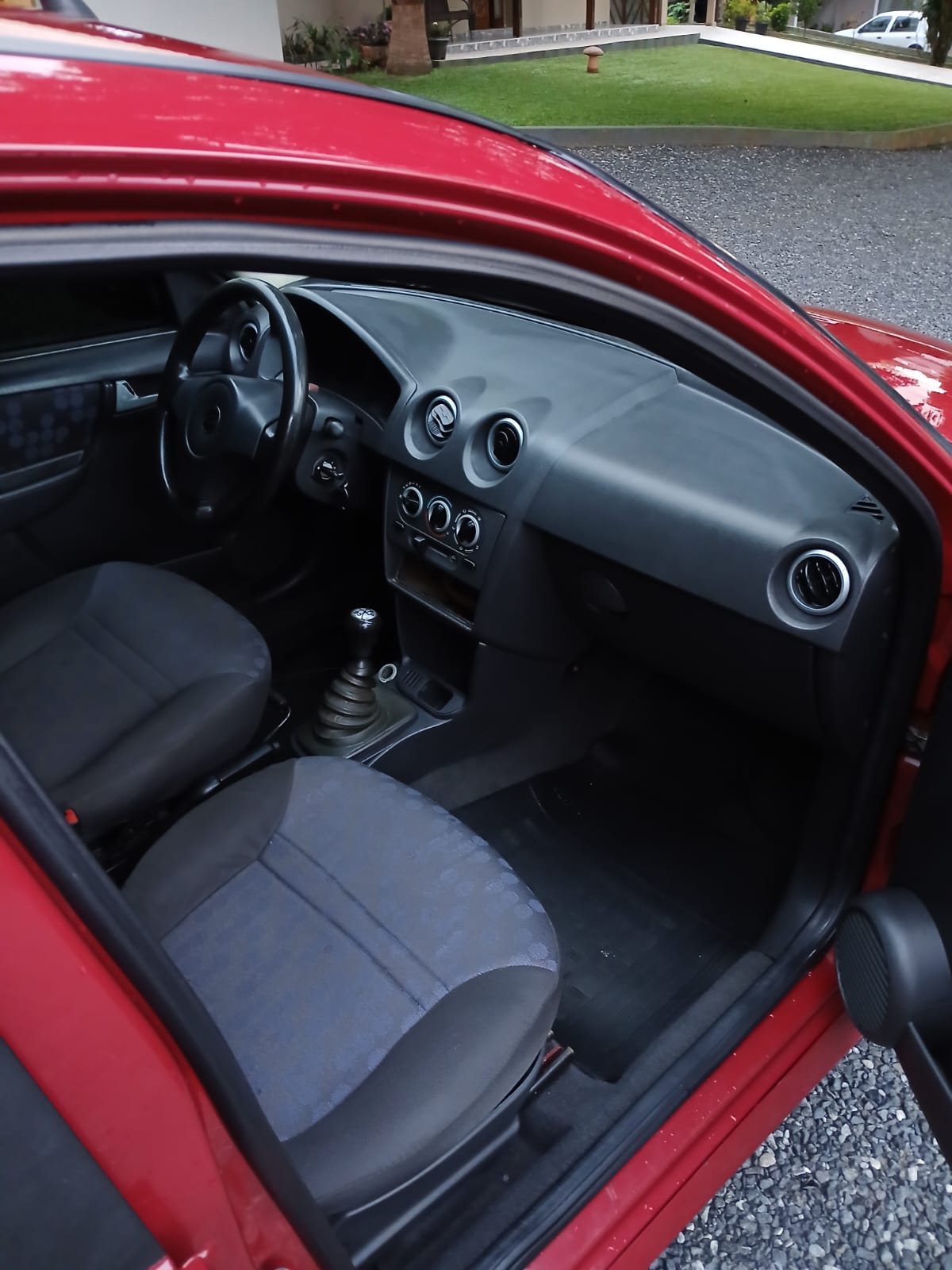 Chevrolet Prisma Joy 1.4 2008 - Potência 1.4 Com Economia E Muito Espaço No Porta-Malas!