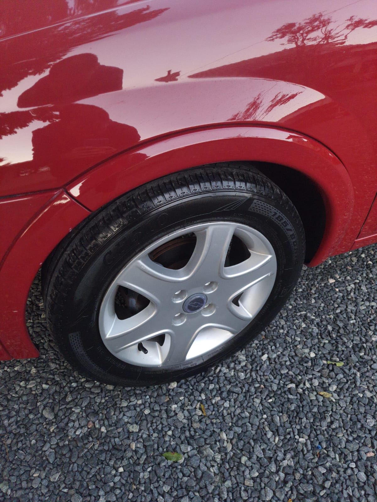 Chevrolet Corsa Sedan Maxx 1.4 2009 | Potência, Espaço E Estilo Com O Diferencial Do Volante Do Cruz