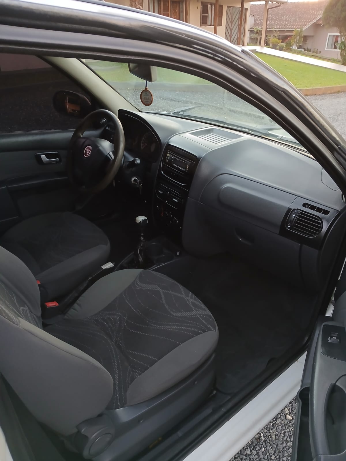 Fiat Strada Working 1.4 2013 -  A Caminhonete Mais Vendida Do Brasil, Pronta Para O Trabalho!