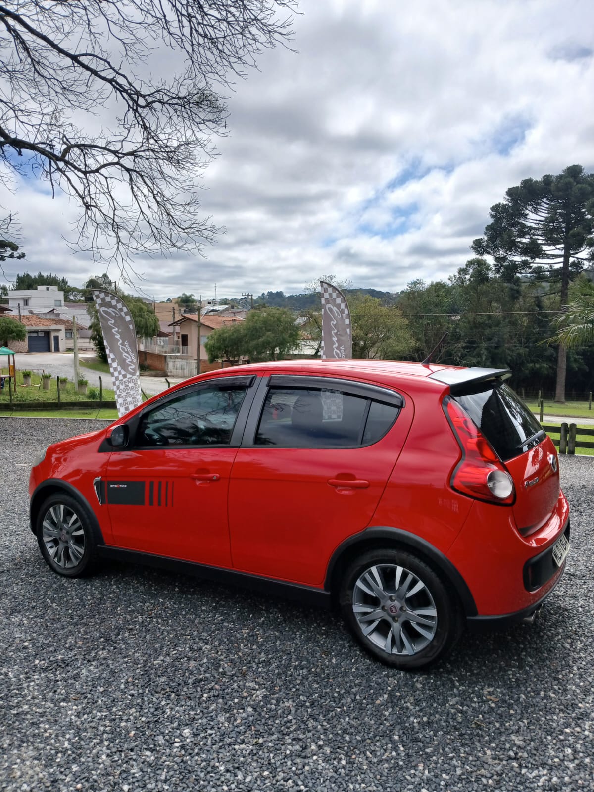 Fiat Palio Sporting 1.6 2014 - Esportividade, Segurança E Potência E-Torq!