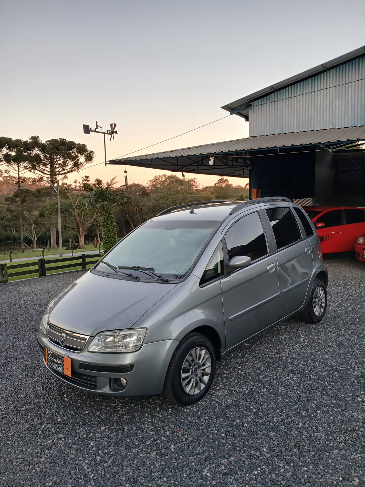 Fiat Idea Elx 1.4 2007 Espaço, Conforto E Praticidade Para Toda A Família!